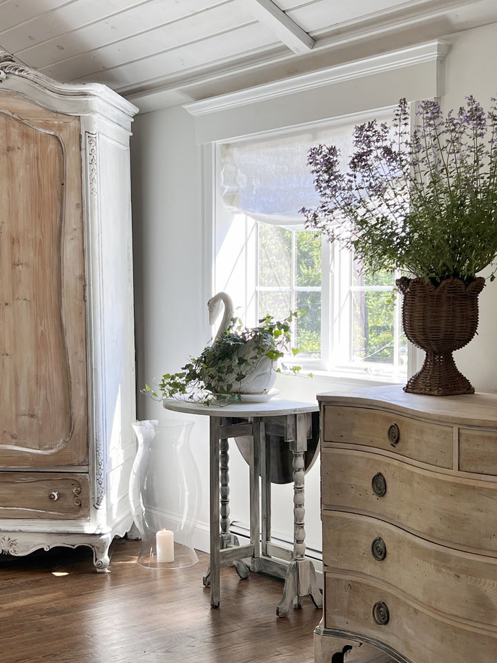Belgian Flax Linen Roman Shades & Blinds | Relaxed