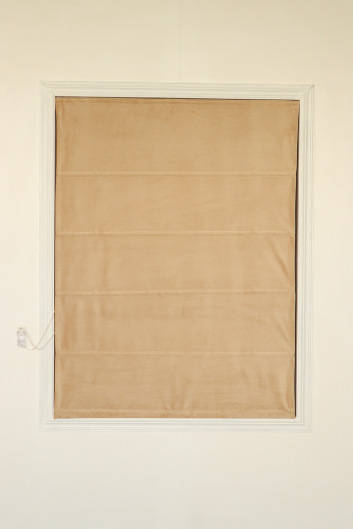 Kelly Linen Roman Shades & Blinds