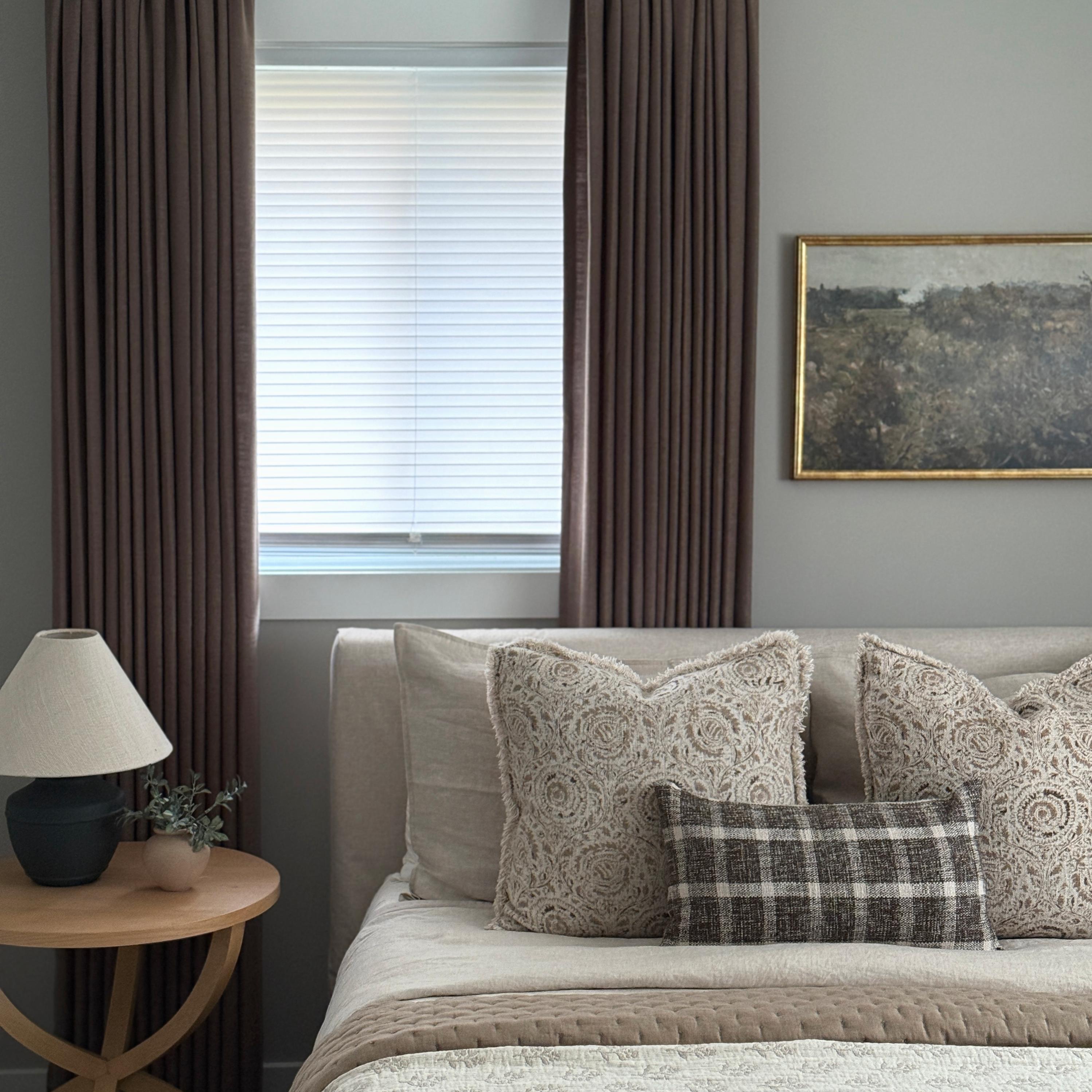 Lily Linen Curtains & Drapes Pleated